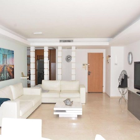 Sweethome26 Luxury Apartment Eilat / Free Parking Buitenkant foto